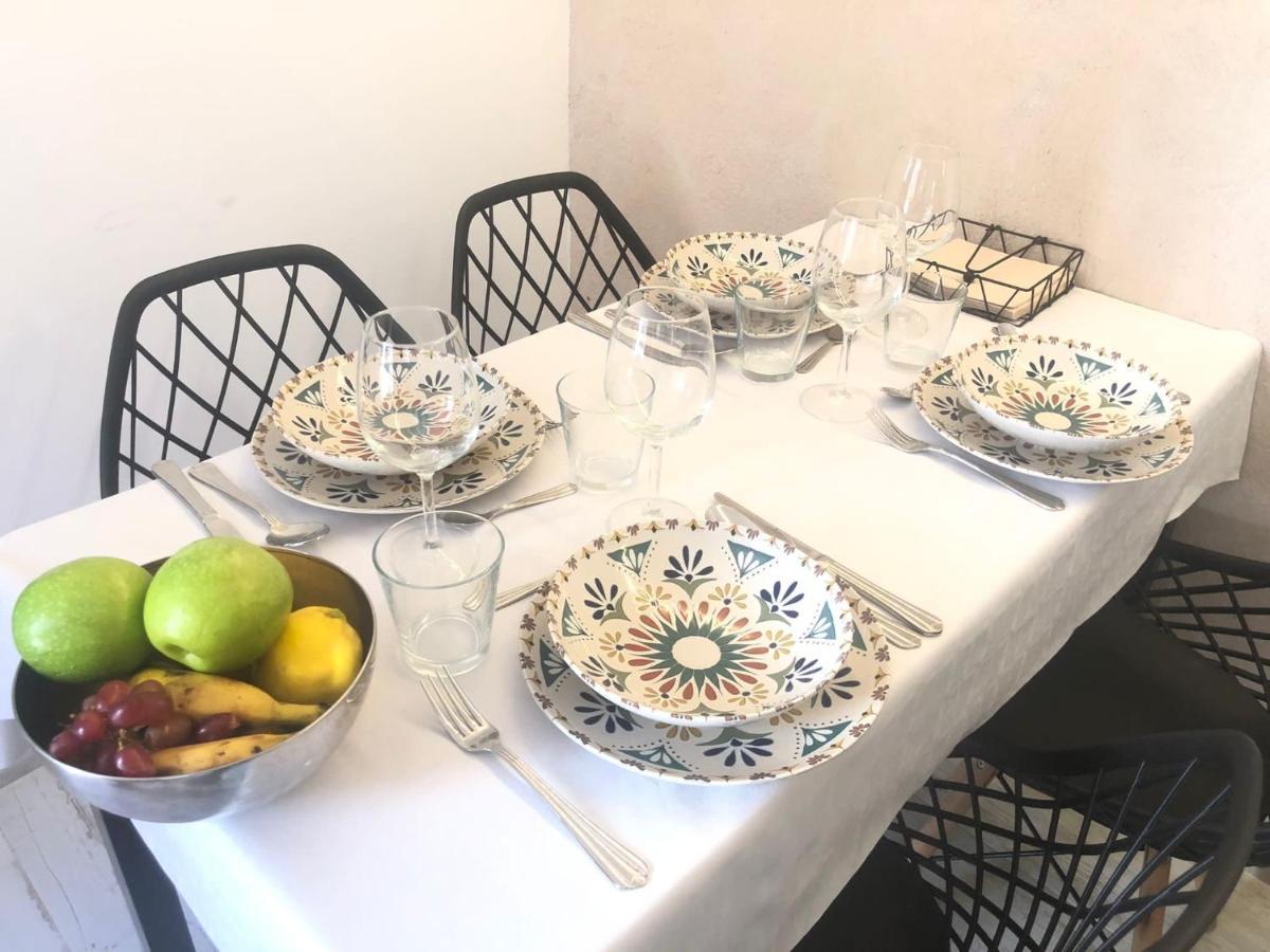 Plaza Adarve Toledo Apartment Bagian luar foto
