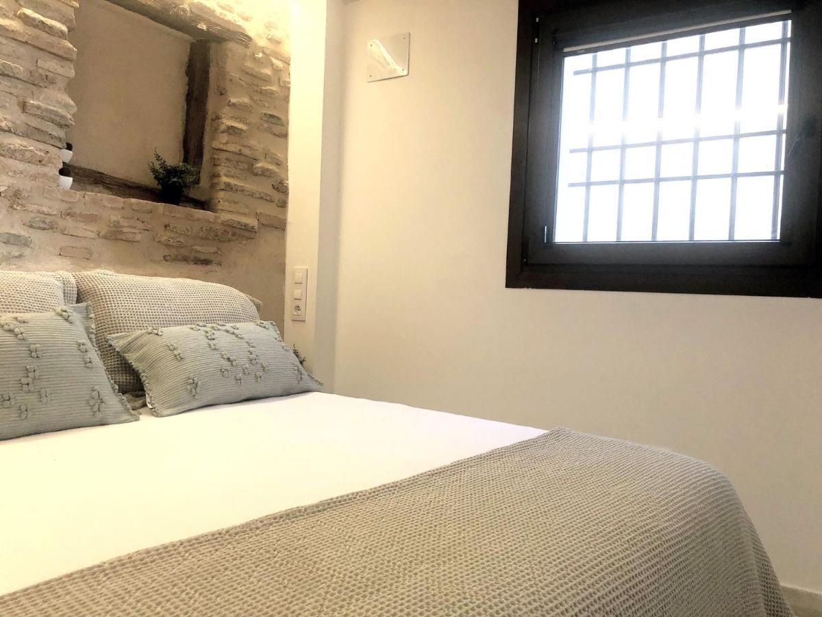 Plaza Adarve Toledo Apartment Bagian luar foto